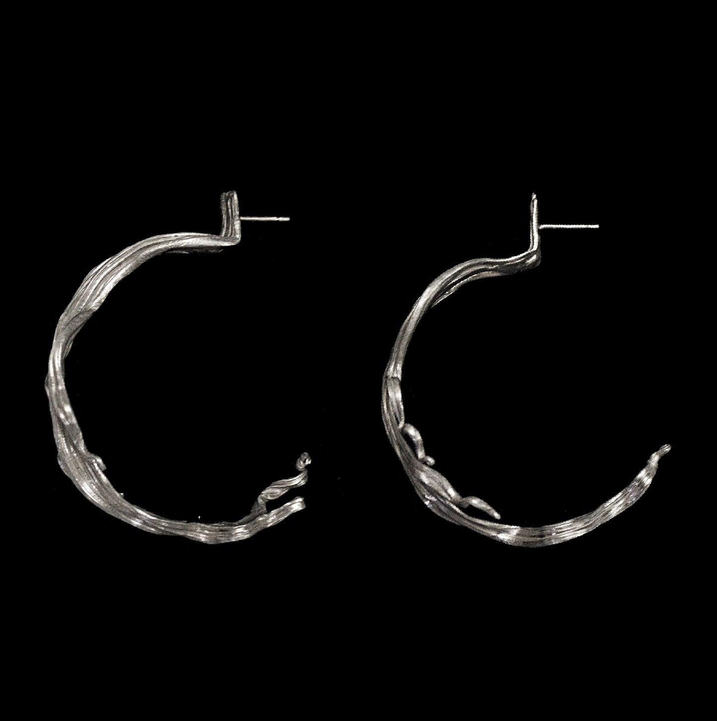 Wave Creole Studs - Large