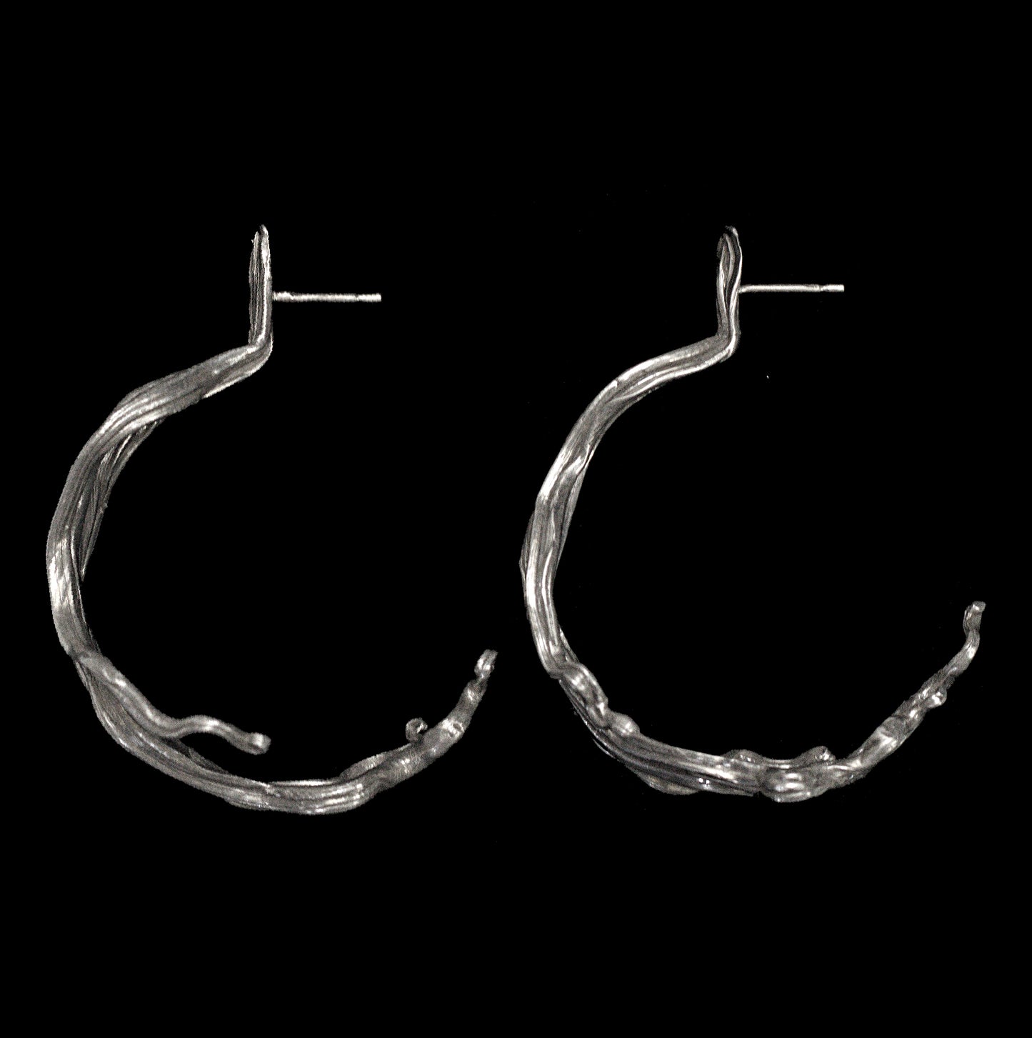 Wave Creole Studs - Medium